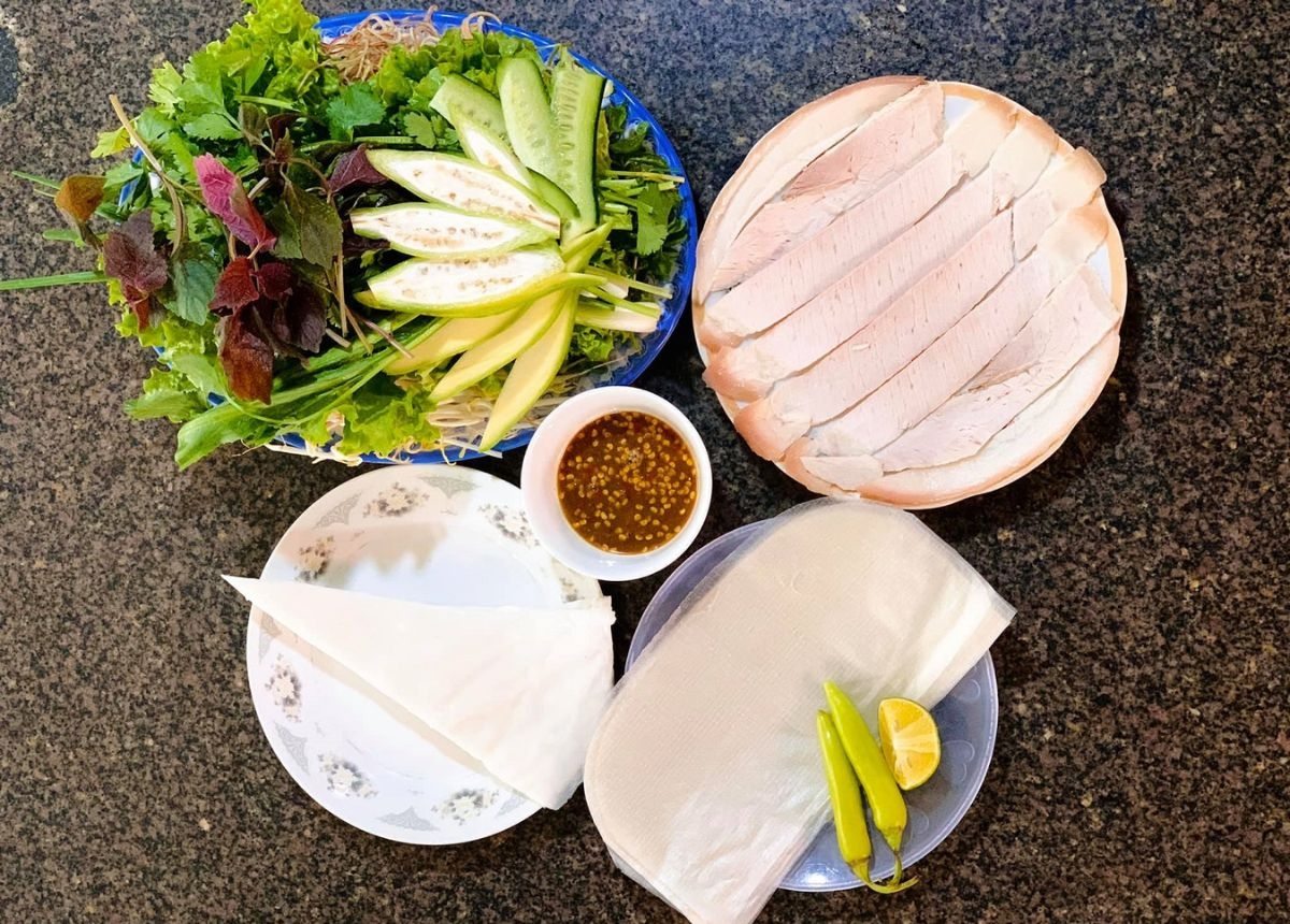 Bánh tráng thịt heo