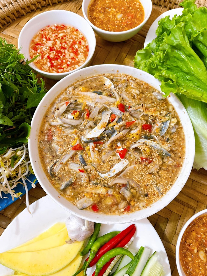 Gỏi cá trích